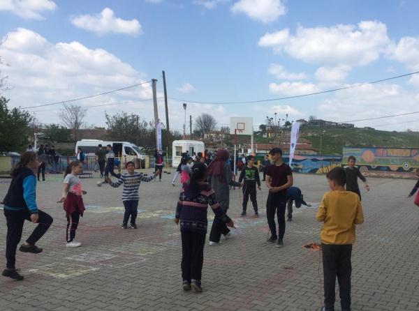 Mobil Gençlik Merkezimiz Süloğlu ilçesinde.